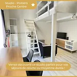 Apartment Calme Et Confort - Proche Centre-ville & Commerces - 20min Du Futuroscope - Wifi Gratuit