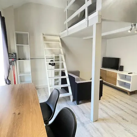 Calme Et Confort - Proche Centre-ville & Commerces - 20min Du Futuroscope - Wifi Gratuit * Poitiers