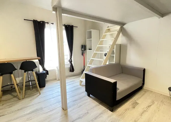 Calme Et Confort - Proche Centre-ville & Commerces - 20min Du Futuroscope - Wifi Gratuit *