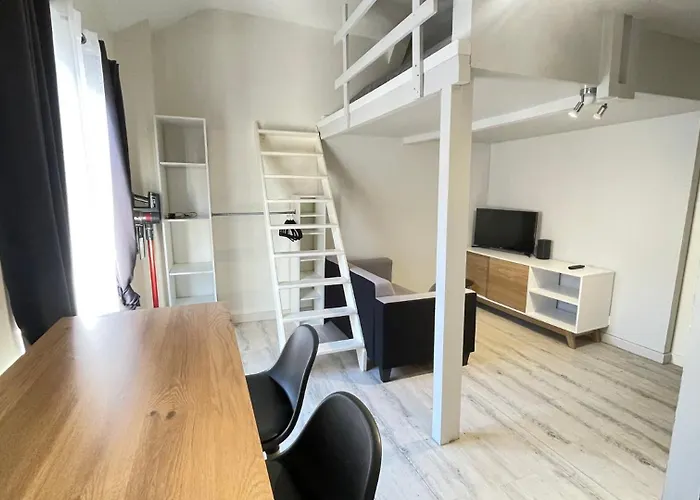 Calme Et Confort - Proche Centre-ville & Commerces - 20min Du Futuroscope - Wifi Gratuit * Poitiers