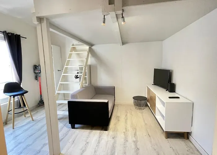 Calme Et Confort - Proche Centre-ville & Commerces - 20min Du Futuroscope - Wifi Gratuit Poitiers